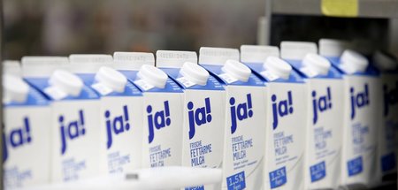 Abfüllanlage für Rewe-Milch bei Friesland Campina in Köln Abfüllanlage für Rewe-Milch bei Friesland Campina in Köln