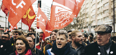 Demonstration gegen Macrons Rentenreform in Paris mit etwa 10.00...