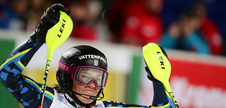 2020-01--SKIING-WOMEN.JPG