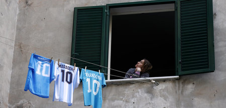 16 A.JPG