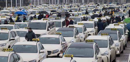 Taxifahrer_Protest_64605666.jpg