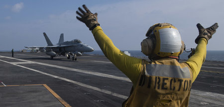 Unterwegs im Persischen Golf: Flugzeugträger »USS Nimitz«