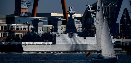 Korvette der Sa'ar-6-Klasse in der Kieler Werft German Naval Yar