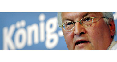 Kurt Beck meint, der SPD sei nicht mehr zu helfen. Schröders Man... Kurt Beck meint, der SPD sei nicht mehr zu helfen. Schröders Man...