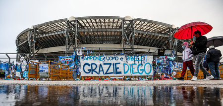 Trägt nun den Namen Diegos: Das ehemalige Stadion San Paolo in N