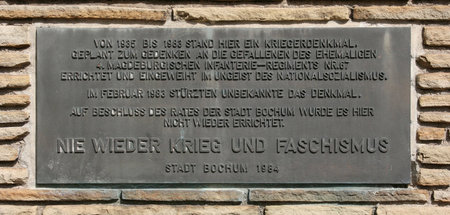 Auch das gibt es: Die Stadt Bochum richtet ein demontiertes Krie...
