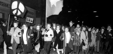 Und sie düsten im Sauseschritt … Die Entstehung der Studentenbew... Und sie düsten im Sauseschritt … Die Entstehung der Studentenbew...