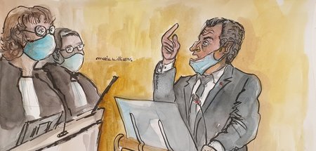 Gerichtsskizze des angeklagten Exstaatschefs Sarkozy vom Montag