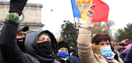 Zehntausende wurden in Chisinau mobilisiert, um eine Neuwahl des...