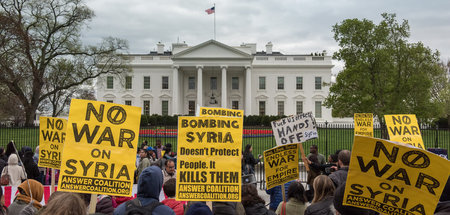 Proteste in Washington gegen US-Raketenangriffe auf Syrien (7.4....