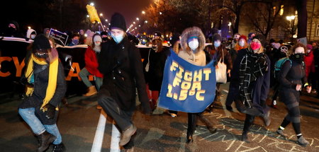Demonstranten fordern in Warschau größere Anstrengungen gegen de