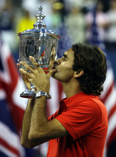 Taktische Finesse noch beim Siegerkuß: Roger Federer