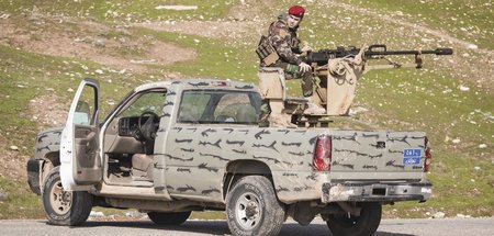 Soldat der kurdischen Peschmerga in Erbil (19.12.2018)