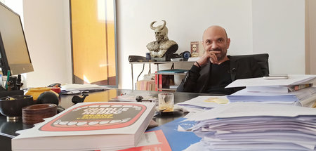 Richard Malka, Anwalt von Charlie Hebdo, in seinem Pariser Büro:...