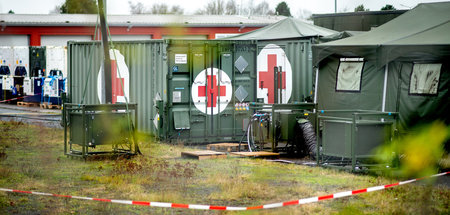 Sanitätscontainer am Montag auf dem Gelände der Artlandkaserne n...