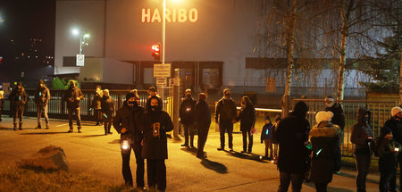 Für den Erhalt des Standorts: Die Haribo-Beschäftigten im westsä...