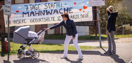 Mahnwache_fuer_Erhal_65042172.jpg