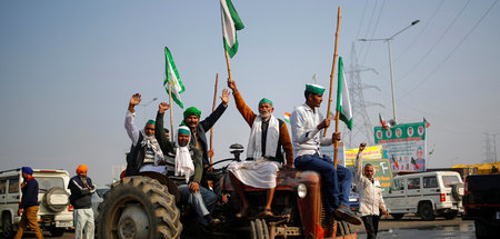 Straßenblockaden in vielen Teilen Indiens gegen neoliberalen »Ma...