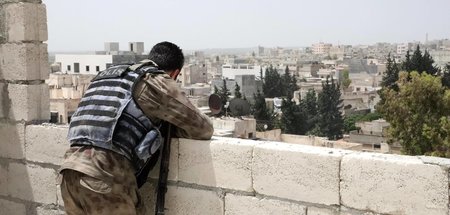 Ein syrischer Polizist im Norden Aleppos (18.5.2020)
