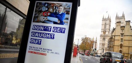 Das Business soll sich vorbereiten: Anzeigetafel in London (4.12...