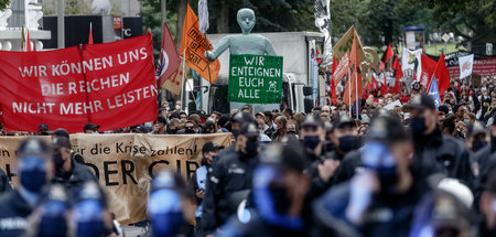 Demonstration_von_Bu_66717570.jpg