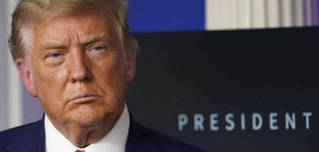 SCHREIBT SEINE TWEETS GERNE IN GROẞBUCHSTABEN: Der amtierende US