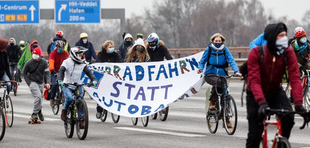 Fahrrad_Demo_fuer_Kl_67672219.jpg