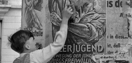 Zerstörung von Nazipropaganda nach 1945: »Geschehen, neu gesehen...