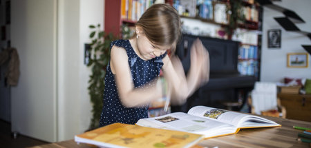 Keine leichte Aufgabe: Viele Schulkinder verlieren mit dem Fernu...