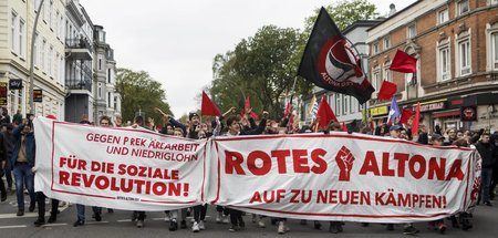 Anzeichen für »militanten Linksextremismus«?: Demonstration der ...