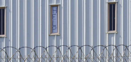 Alabama_Prisons_67643130.jpg