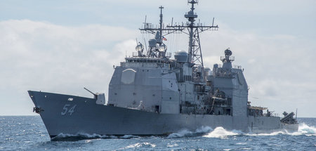 US_Kriegsschiff_faeh_62110620.jpg