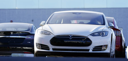 Auto mit – womöglich – lebensgefährlichen Fehlern: Tesla
