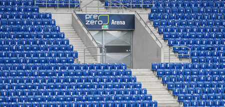 Leere Ränge – und dennoch sind aktive Fanszenen im Visier der Ve... Leere Ränge – und dennoch sind aktive Fanszenen im Visier der Ve...