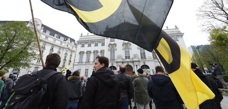 Rechtsextreme_Demons_60973789.jpg