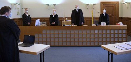 Verhandlung des Berliner Kammergerichts über den Eilantrag von A...
