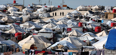 Das Flüchtlings- und Internierungslager Al-Hol in Ostsyrien (1.4... Das Flüchtlings- und Internierungslager Al-Hol in Ostsyrien (1.4...