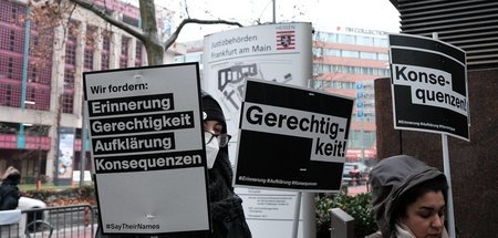 Protest am 28. Januar 2021 vor dem Oberlandesgericht Frankfurt a...