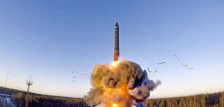 Test einer landgestützten Interkontinentalrakete im Nordwesten R