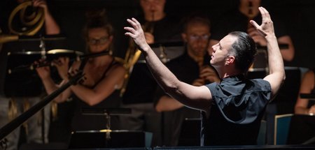 Popstar der Klassik: Der griechische Dirigent Teodor Currentzis ...