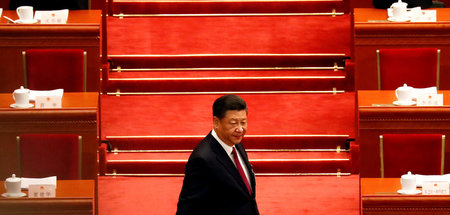 Chinas Staatschef Xi Jinping in der Großen Halle des Volkes in B...
