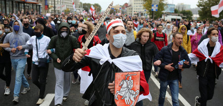 Bald ohne weiß-rot-weiße Flagge? Protest gegen den belarussische...