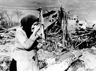 900 Tage lang belagerten die Deutschen Leningrad 900 Tage lang belagerten die Deutschen Leningrad