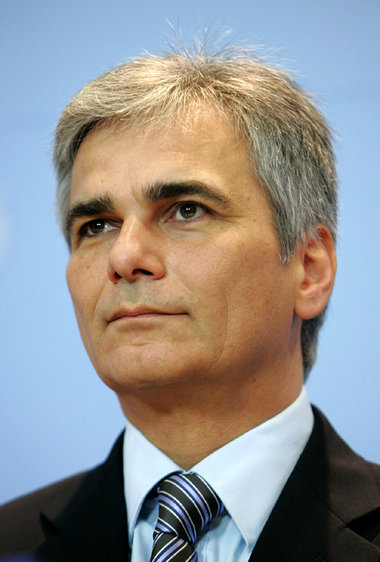 SPÖ-Chef Faymann hat für seine Partei das schlechteste Ergebnis ... SPÖ-Chef Faymann hat für seine Partei das schlechteste Ergebnis ...