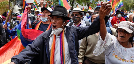 RTRMADP_3_ECUADOR-ELECTION-PROTEST.JPG