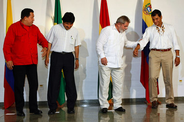 Chávez, Morales, Lula und Correa (v.l.n.r.) bei ihrem Treffen in... Chávez, Morales, Lula und Correa (v.l.n.r.) bei ihrem Treffen in...