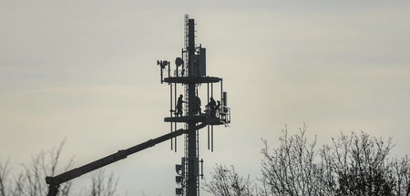 Auch Mobilfunkbetreiber sollen die Bevölkerung stellvertretend f...