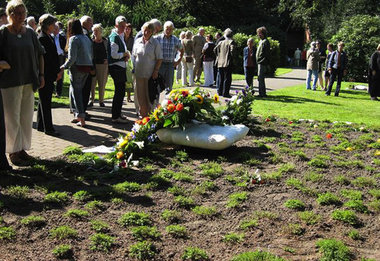 Einweihung eines Kissens zu Oldenburg – Ende August