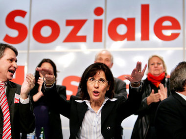 SPD-Landeschefin Andrea Ypsilanti will hessische Ministerpräsid... SPD-Landeschefin Andrea Ypsilanti will hessische Ministerpräsid...