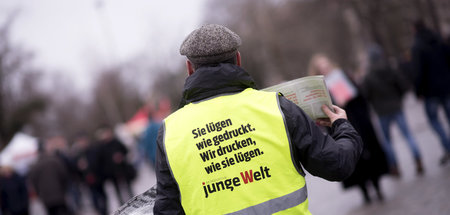 jW-Kollege in Aktion (LL-Demo in Berlin, Januar 2019)